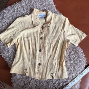 Vintage Yellow western Button-Up Top